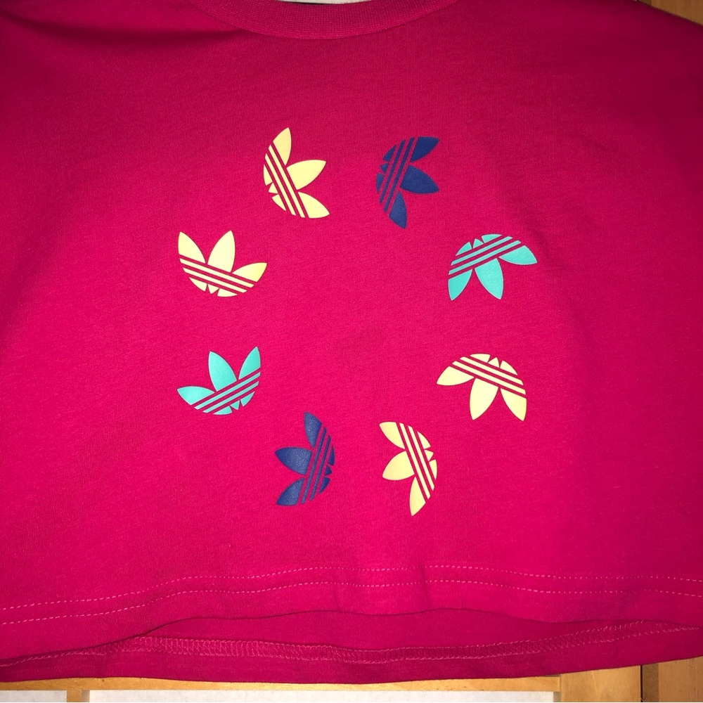Adidas Bold Pink Originals Multi-color Trefoil "Big Girl" Kids Crop-top NWT XS - Picture 2 of 11